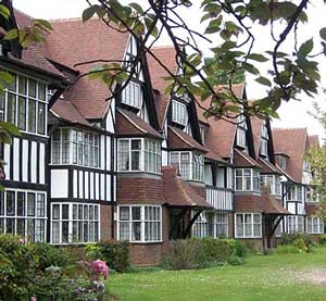 hanger_hill_estate